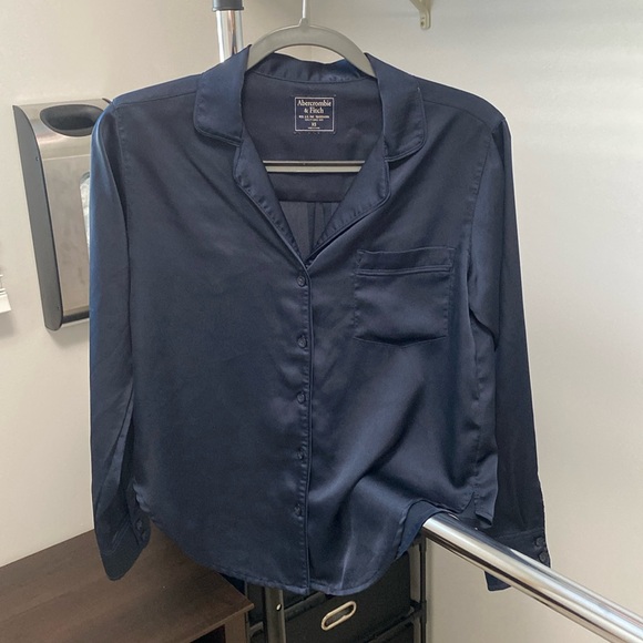 Abercrombie and Fitch dark blue satin blouse. Perfect for work! - Picture 1 of 5